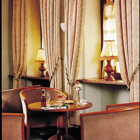 Restaurant La Croix D'or 2*