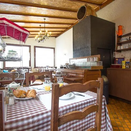 Ξενοδοχείο Restaurant La Croix D'or 2*